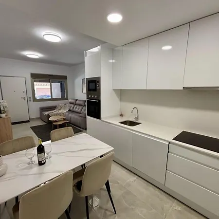 Lägenhet Near Playa De Cura With A Rooftop Swimming Pool Torrevieja