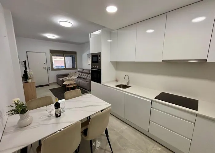 Lägenhet Near Playa De Cura With A Rooftop Swimming Pool Torrevieja